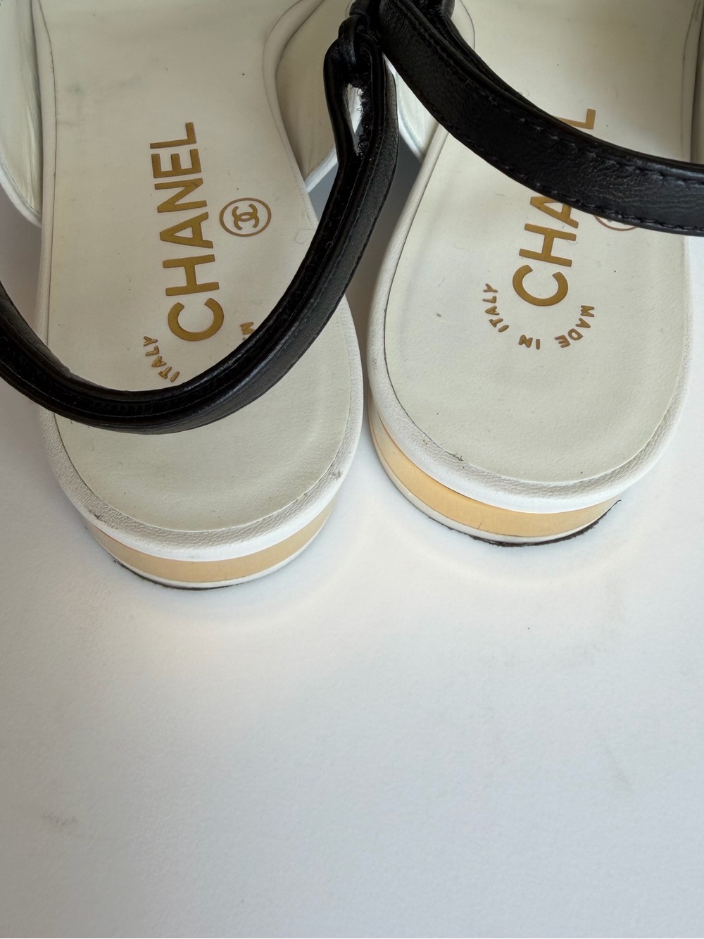 Chanel Slingback Ballet Flats Lambskin & Grosgrain White & Black 39 - Picture 12 of 16